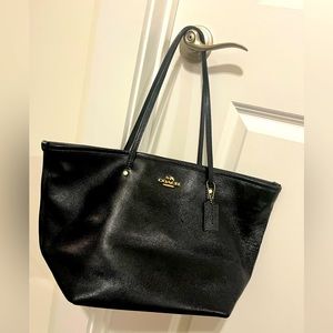 EUC Black Leather Coach purse